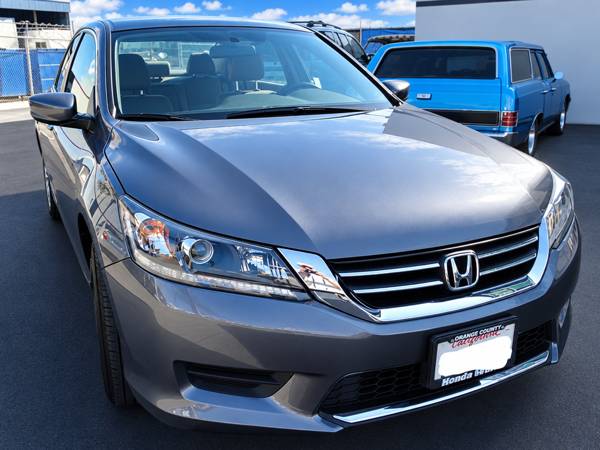 Gray Honda Accord front end